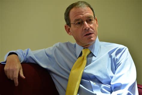 Daniel Silva .